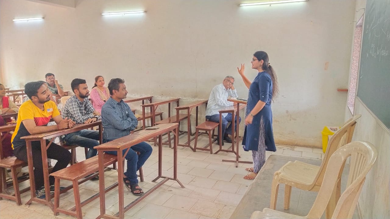 Educational Activities : Workshop with Youth and Teachers : November, 2023